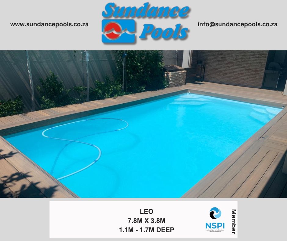 Leo7.8mx3.8mPoolBlueSalie